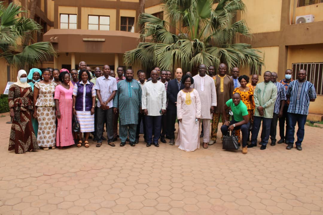 e22577aa 566f 4a50 bfbc 1a70c090f65b